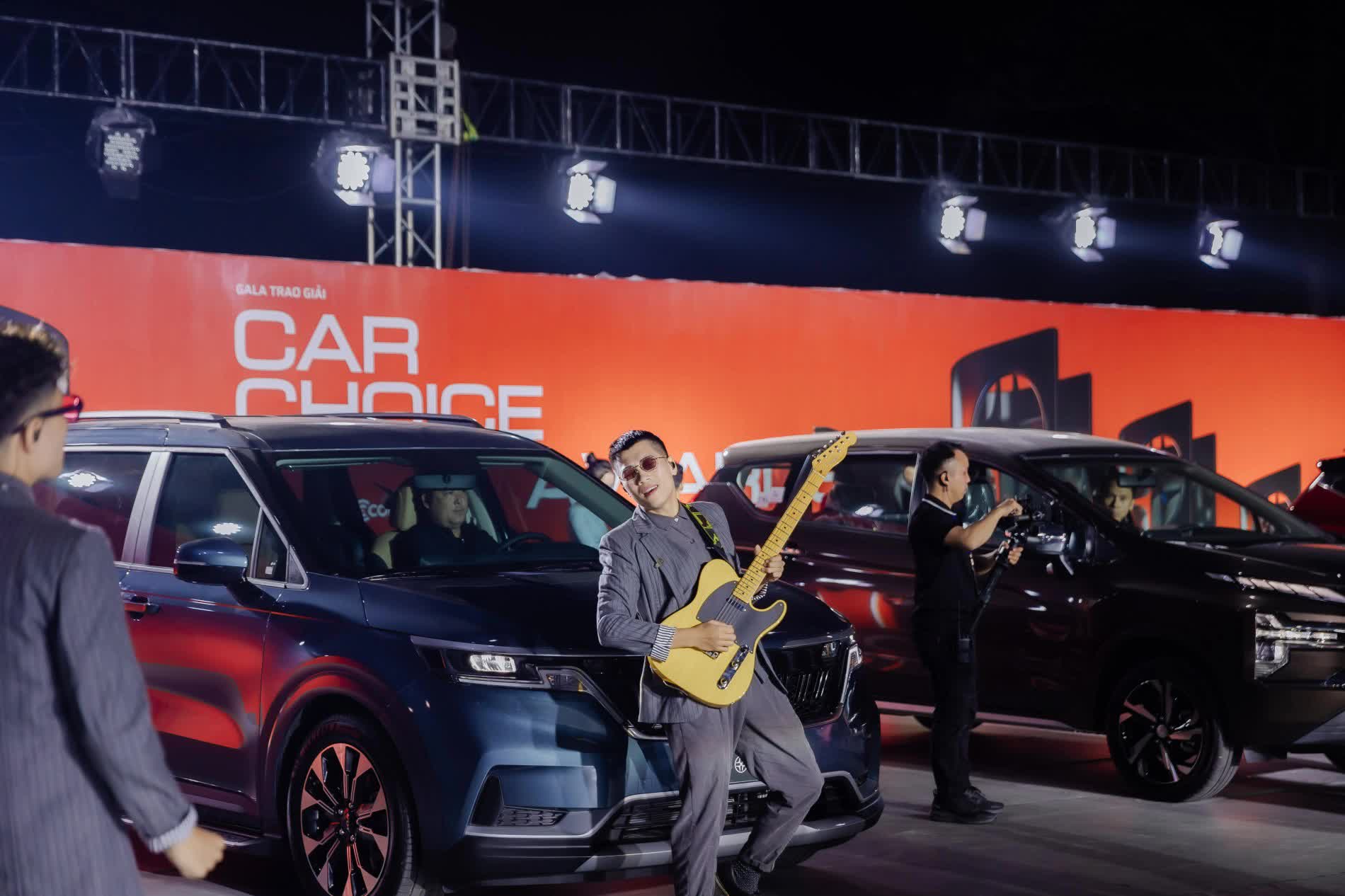 Âm thanh và ánh sáng bùng cháy đêm Gala CCA 2022